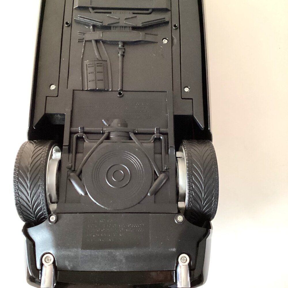 Daimler Chrysler 2005 300C HEMI Jada Toys Dub City Black Spinner Wheels - Picture 9 of 9